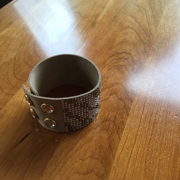 Swarovski Cuff Bracelet - Picture 4 of 5